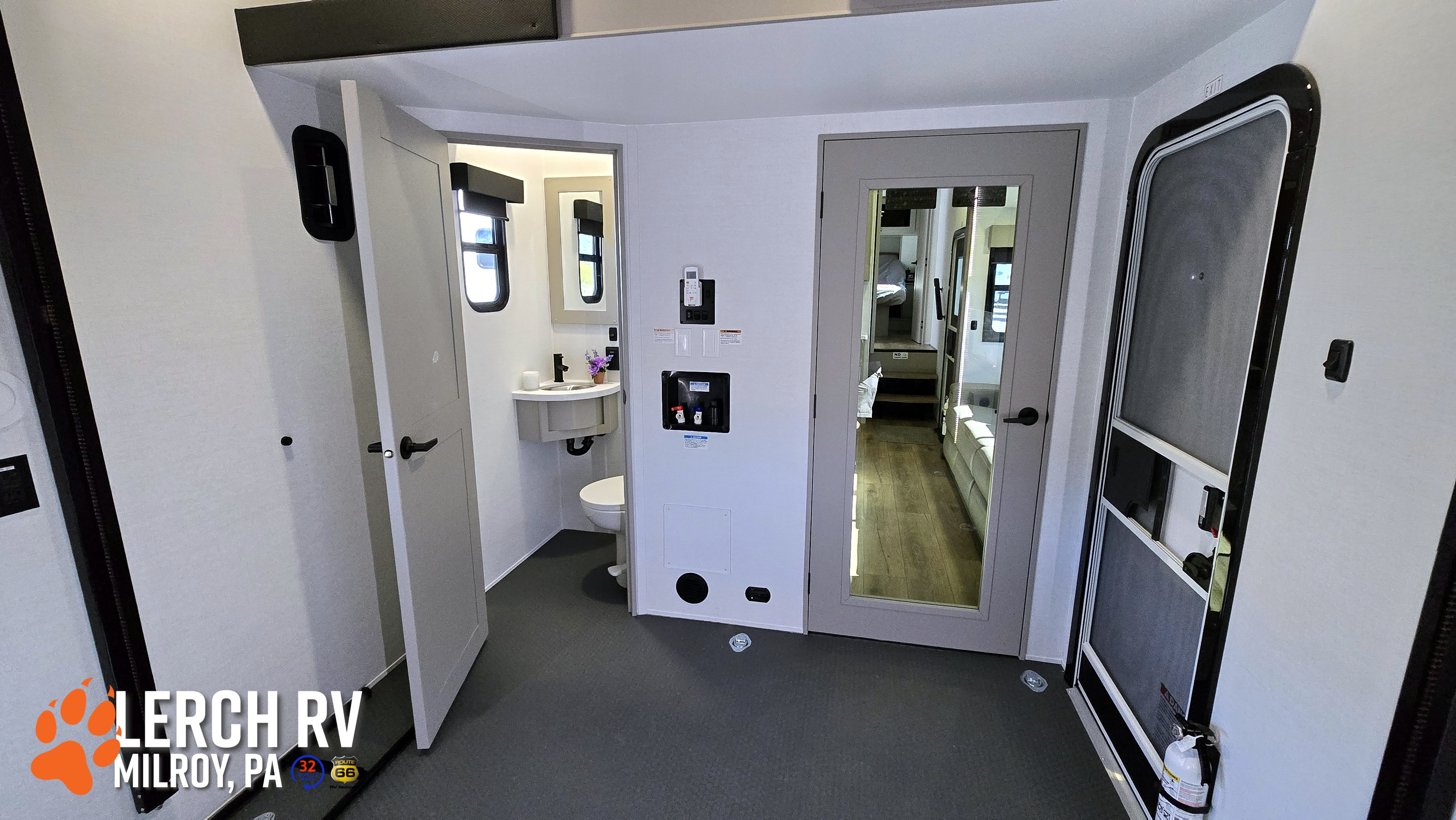 2027 Alliance RV VALOR ALL ACCESS 32A10 - Image 34
