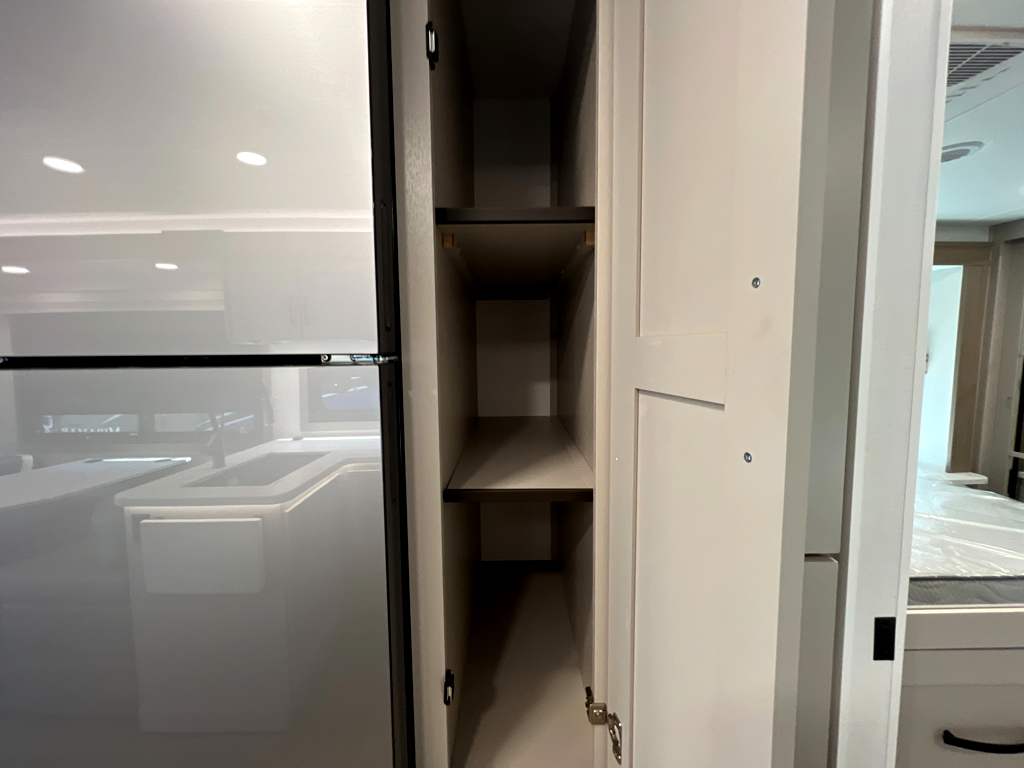 2027 ENTEGRA COACH ESTEEM XL 32U - Image 16