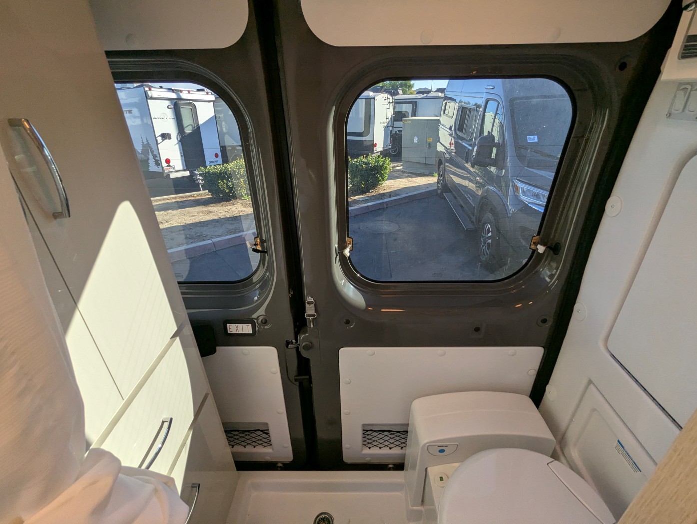 2026 Thor Motor Coach Rize 18G - Image 19