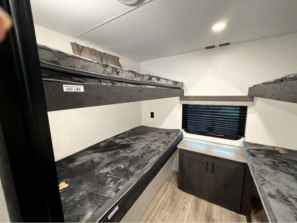 2026 VENTURE RV SIENNA 281VQB - Image 31