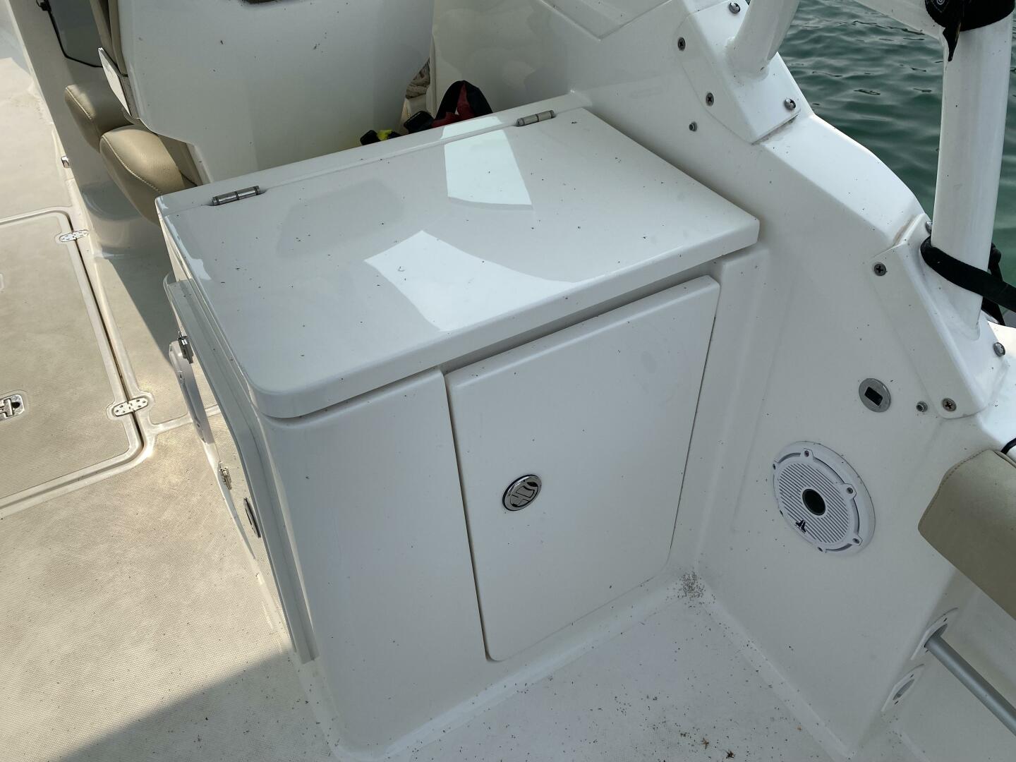 2021 Pursuit 266 Dual Console - Image 41