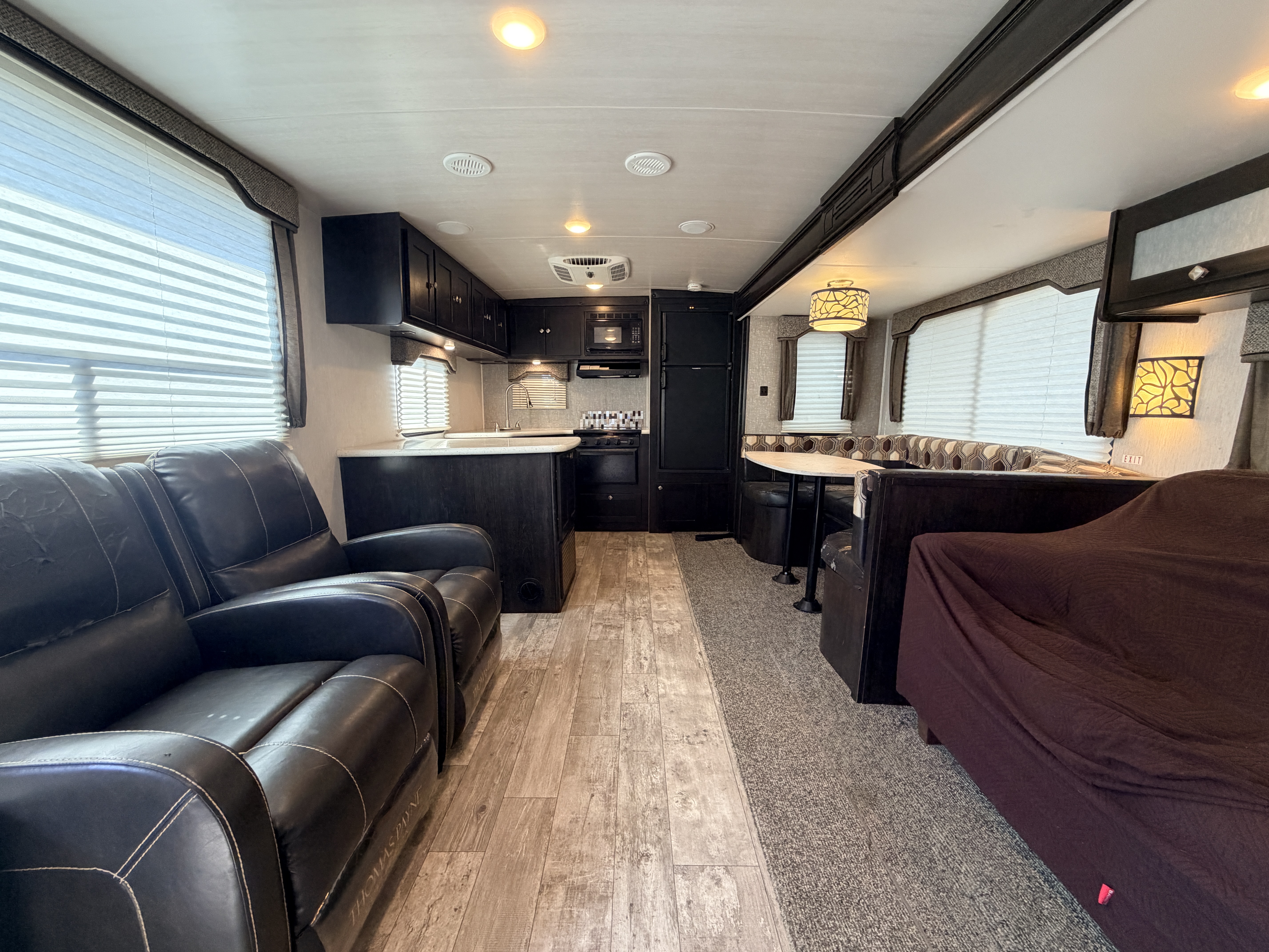 2018 Heartland North Trail NT KING 30RKDD - Image 9