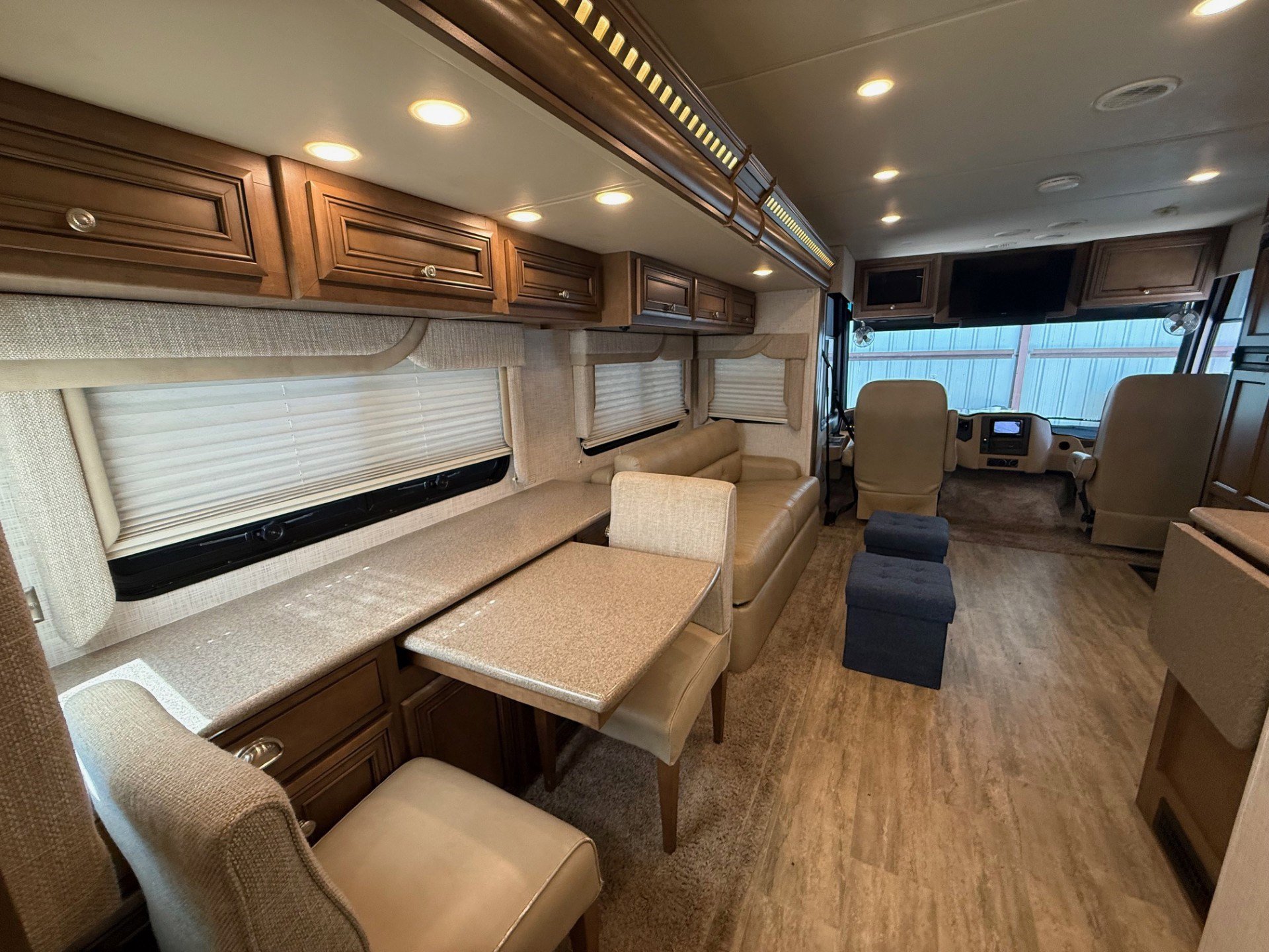 2020 NEWMAR BAY STAR SPORT 2702 - Image 8
