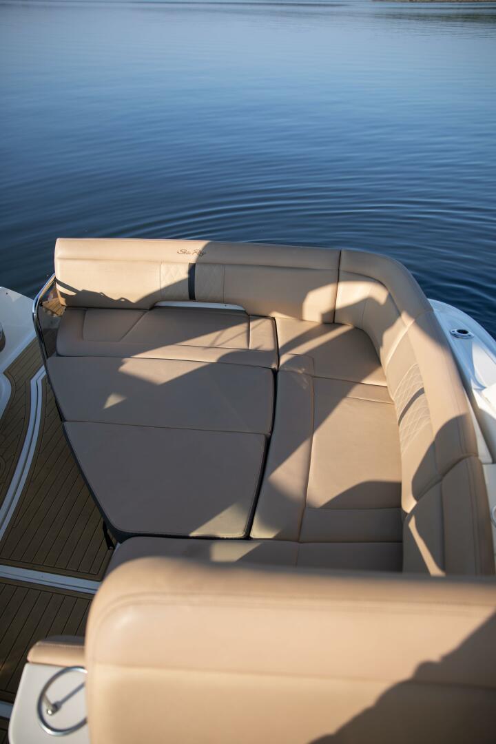 2016 Sea Ray Sundancer 350 - Image 57