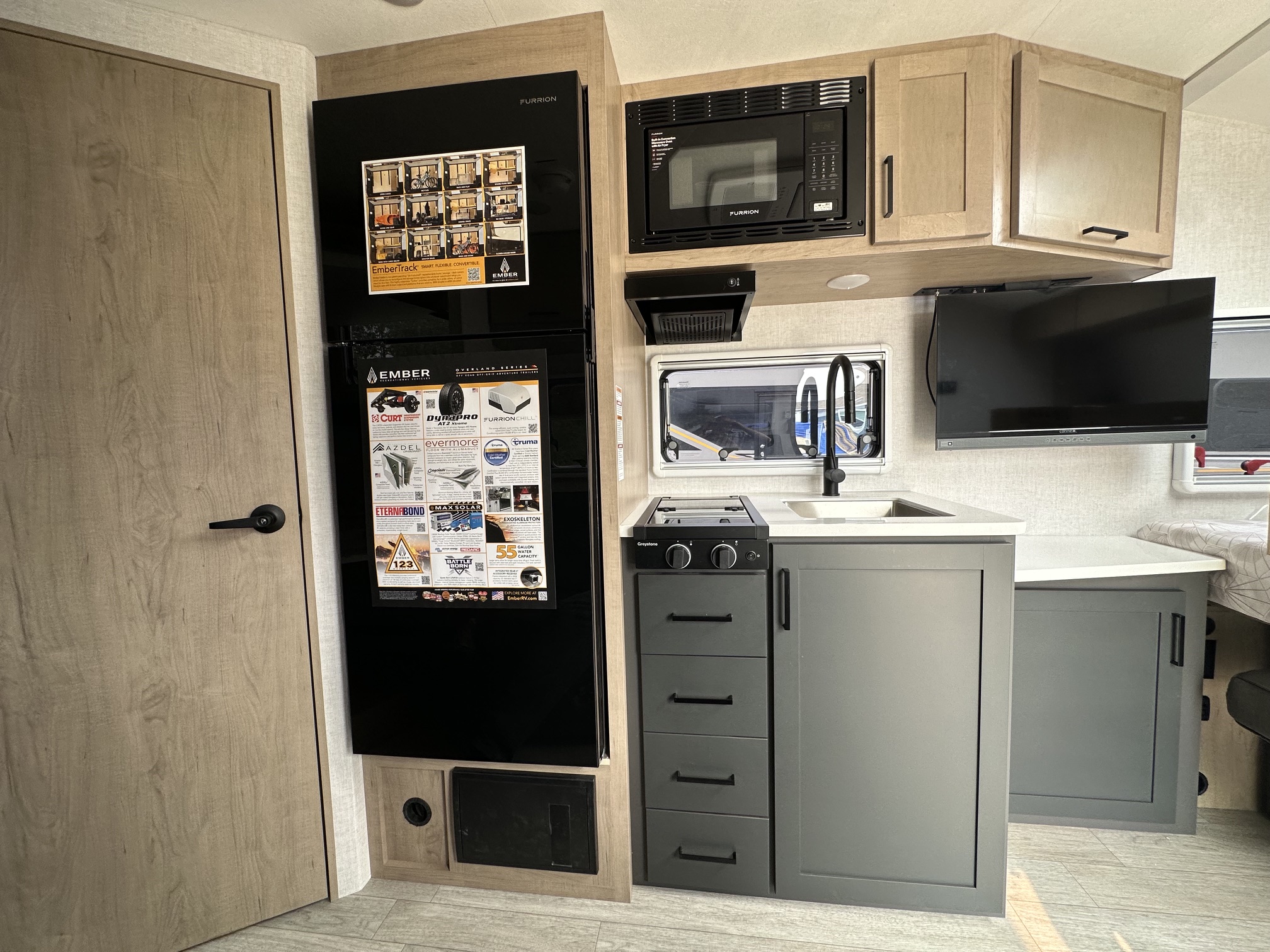 2027 Ember RV Overland Series 190MSL - Image 11