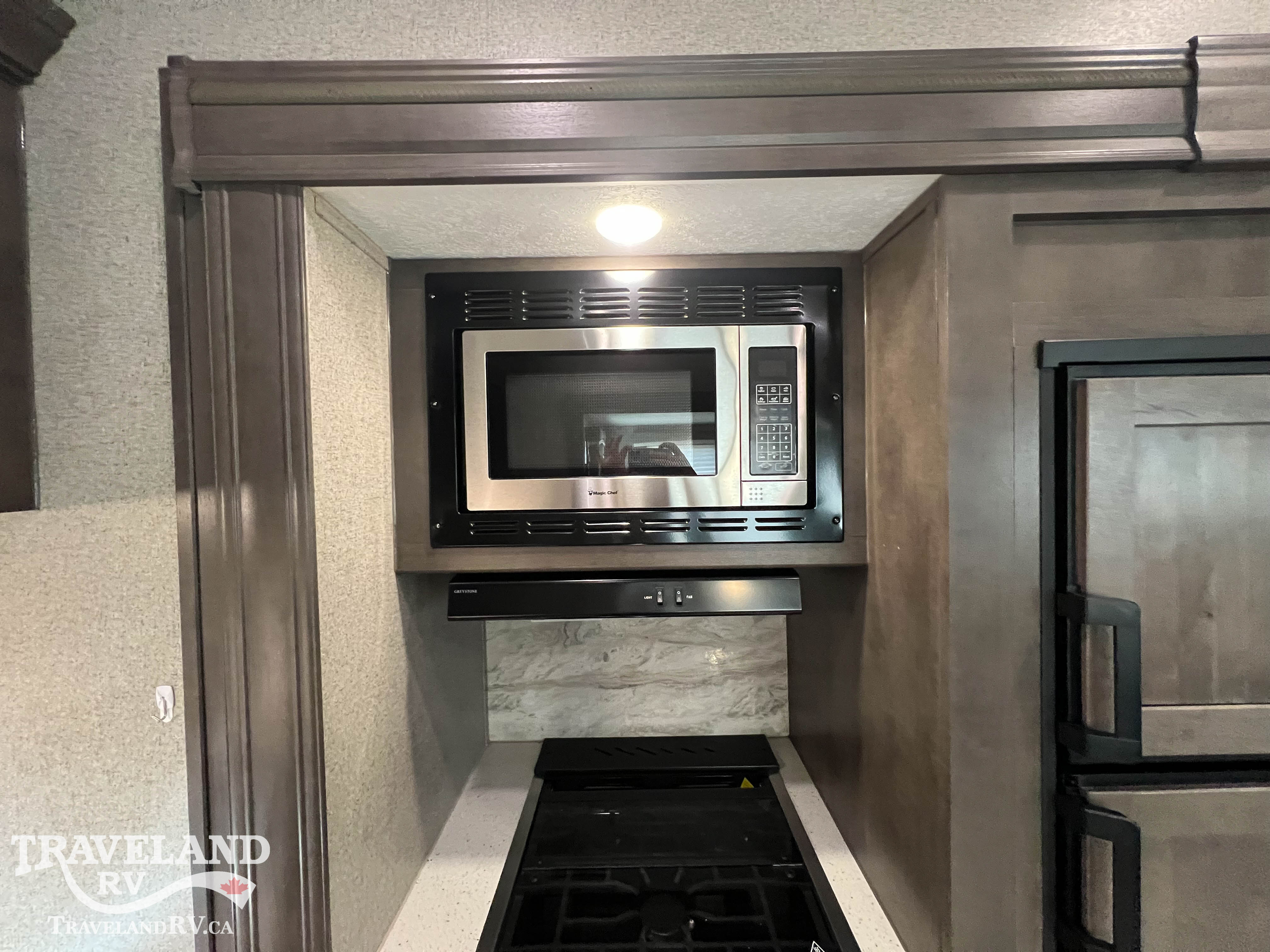 2020 Forest River Rockwood Signature Ultra Lite 2896MB - Image 16