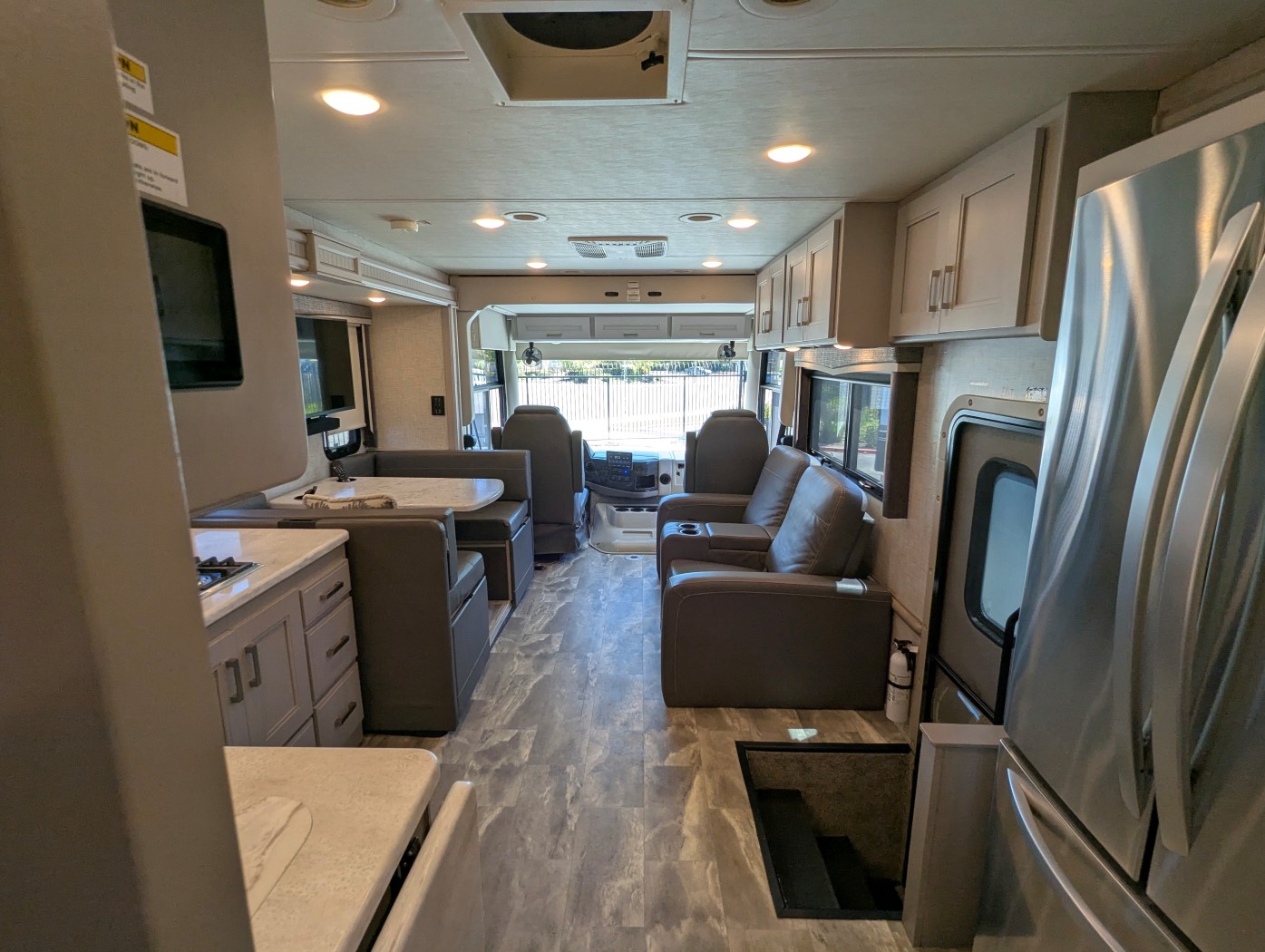 2023 Thor Motor Coach Challenger 37DS - Image 55