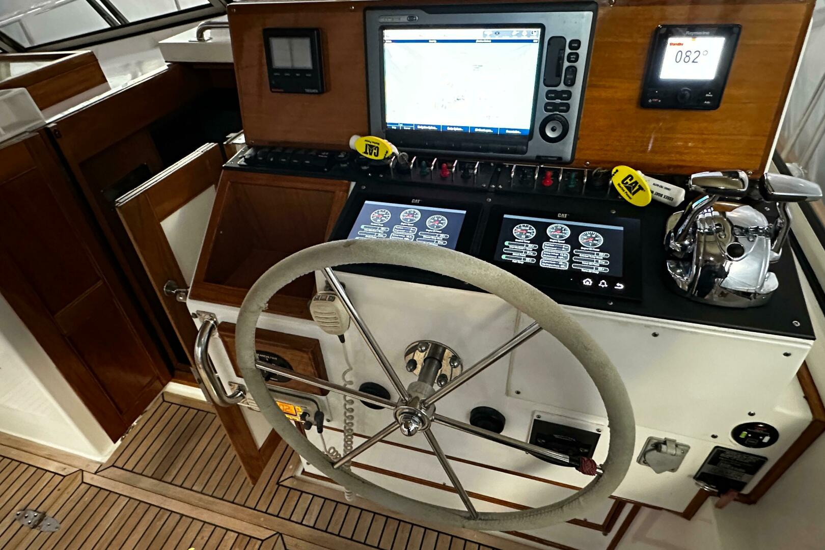 1995 Grand Banks 38 Eastbay EX - Image 3
