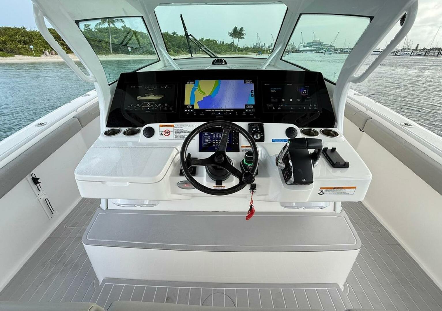 2006 Carver 43 Motor Yacht - Image 119