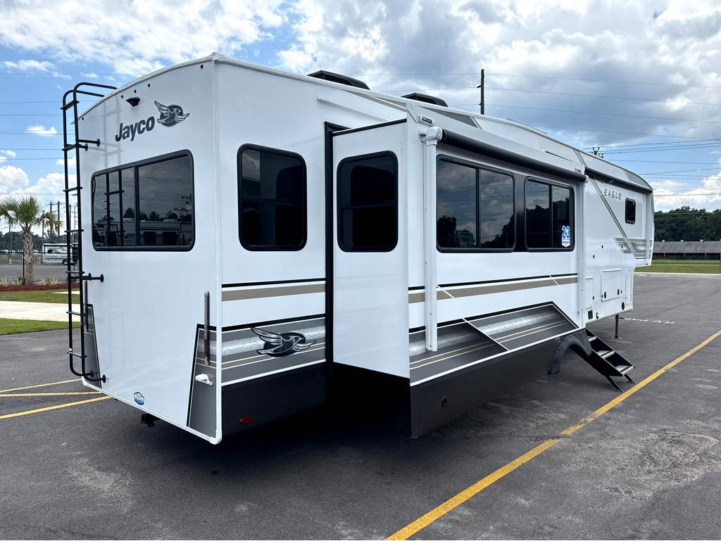 2027 JAYCO EAGLE 355MBQS - Image 4