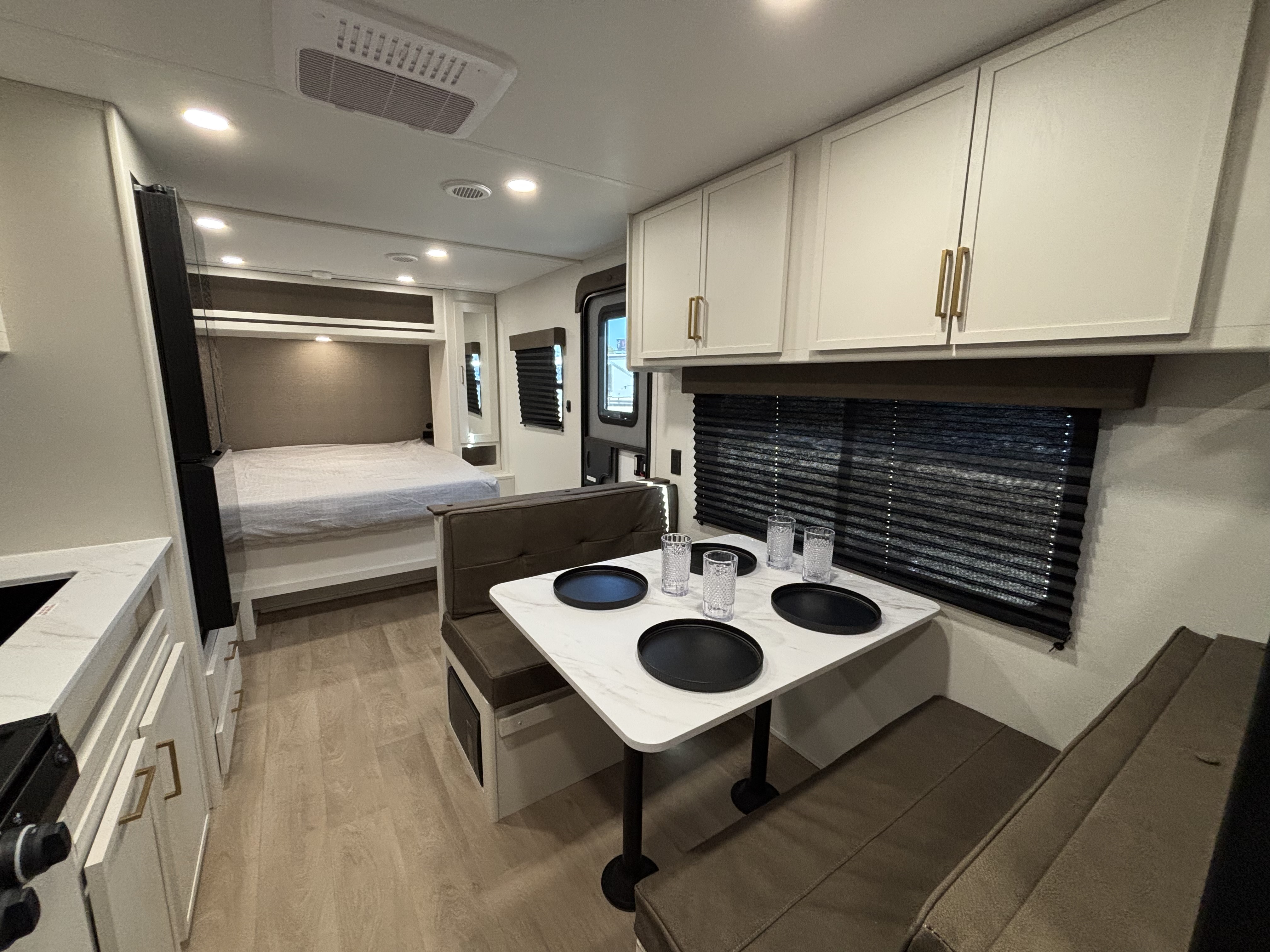 2026 Grand Design Transcend XPLOR 19BHX - Image 13