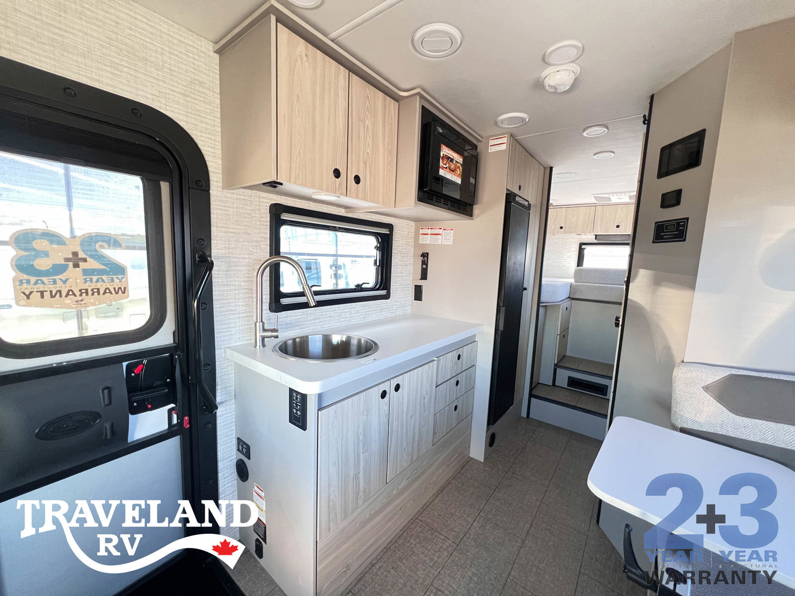 2025 Jayco Granite Ridge 23S - Image 12