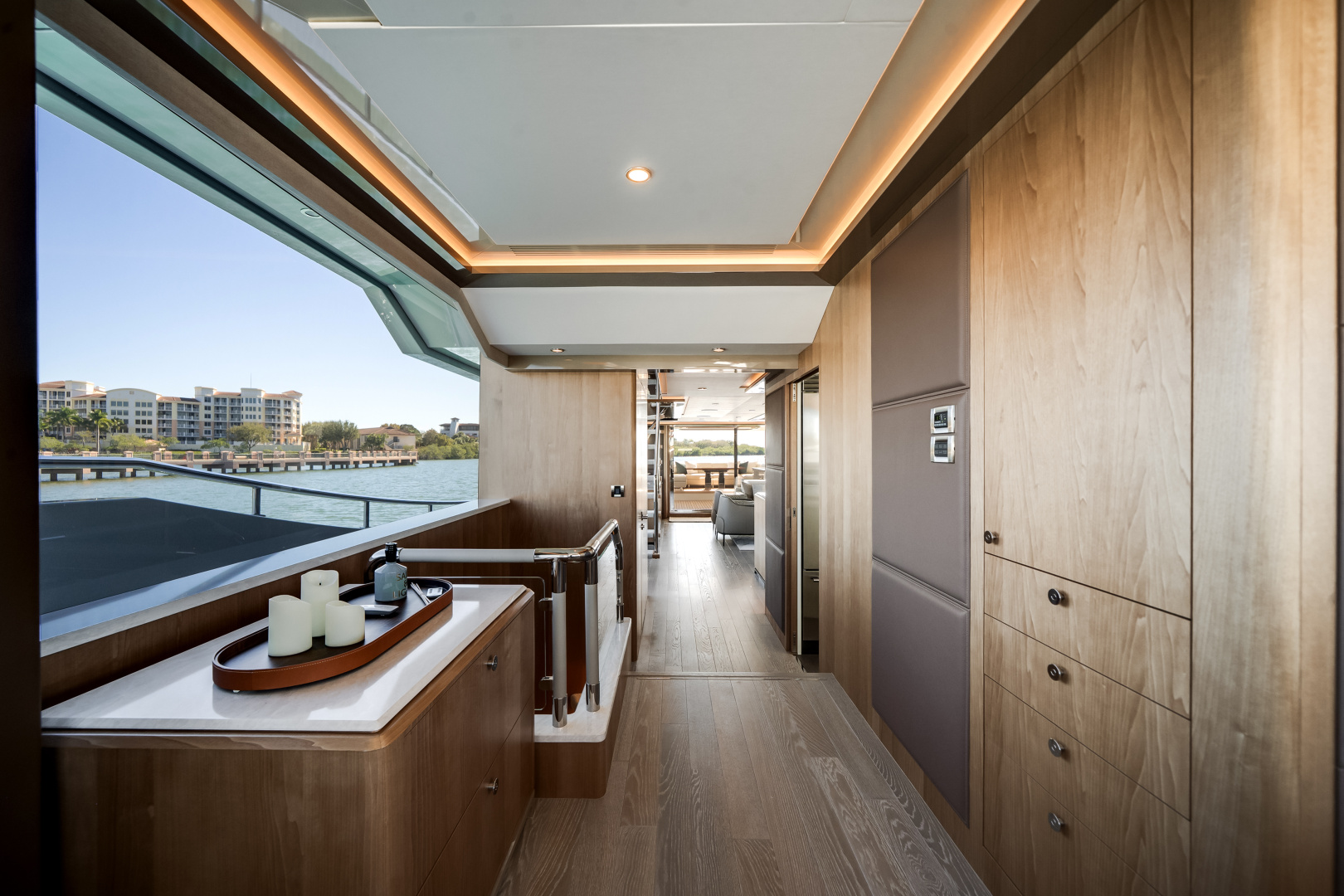 2025 Ocean Alexander 28L - Image 22