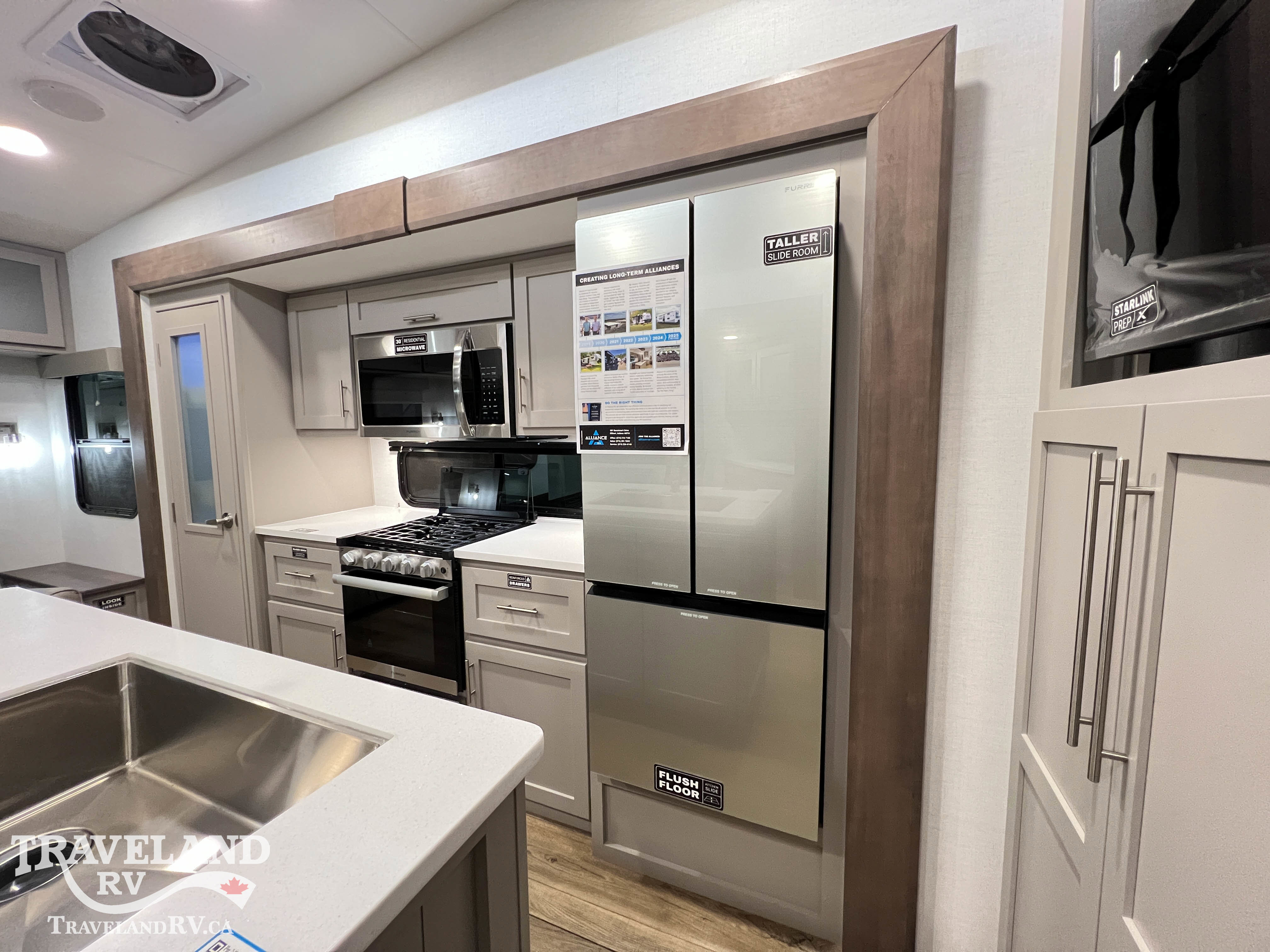 2026 Alliance RV AVENUE 25RL - Image 13