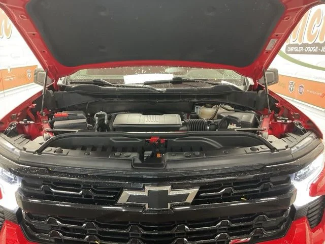 2024 Chevrolet Silverado 1500 Crew Cab LT Trail Boss 4WD - Image 11