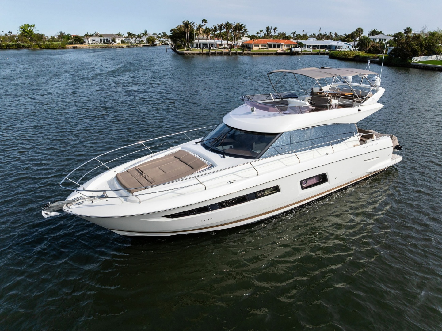 2015 Prestige 550 Base - Image 70