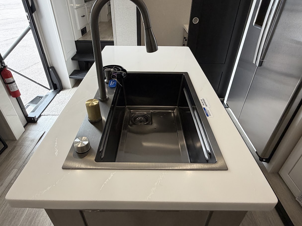 2026 JAYCO PINNACLE 39FLOK - Image 38