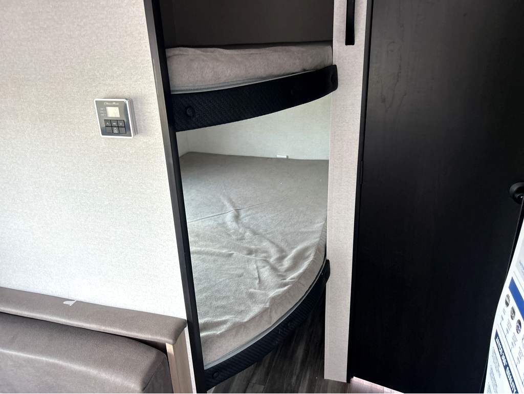 2026 JAYCO JAY FLIGHT SLX 260BH - Image 12