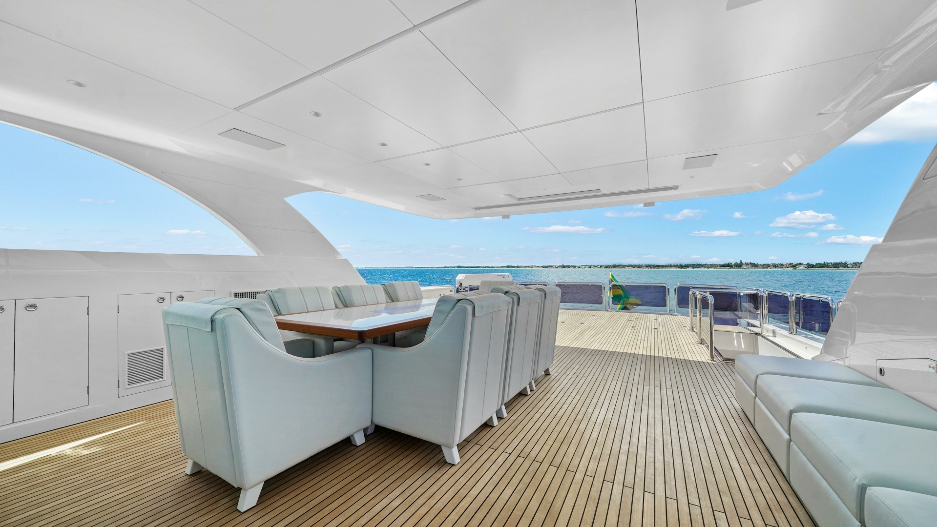 2025 Horizon Raised Pilothouse - Image 54