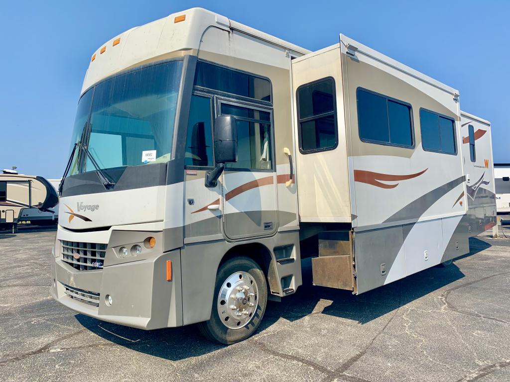2007 WINNEBAGO VOYAGE 35A FORD - Image 1
