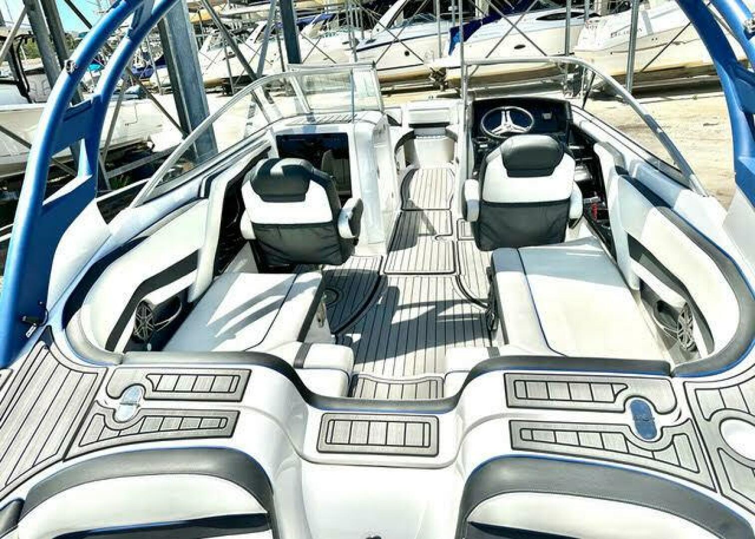 2018 Yamaha Boats - Image 15