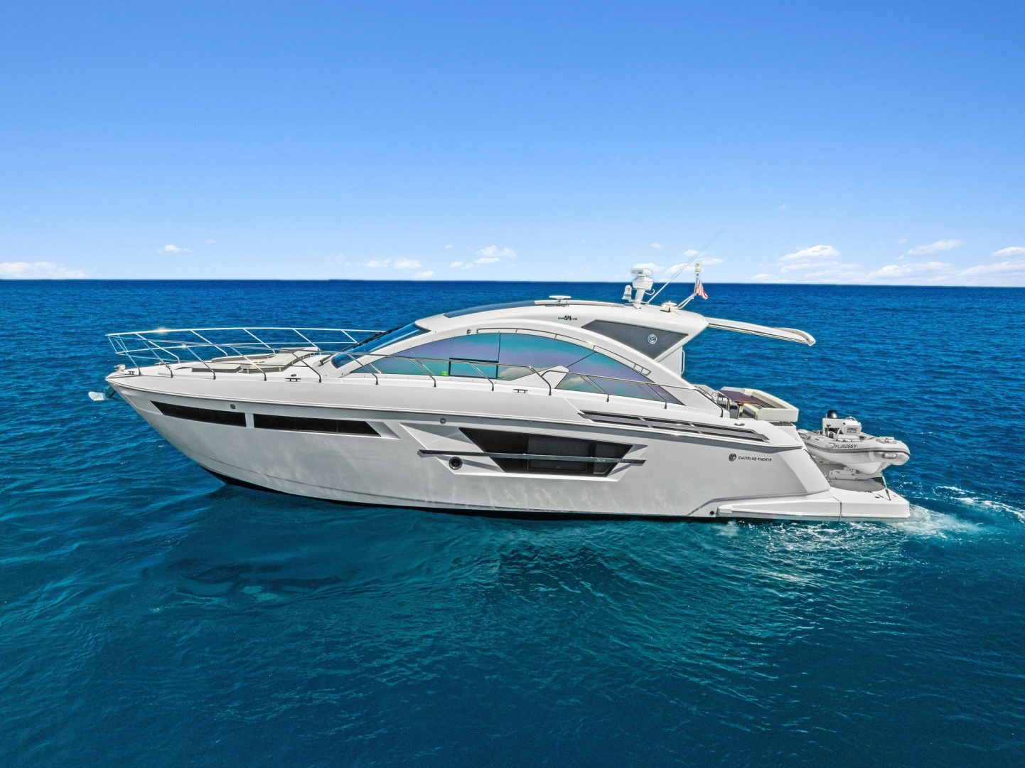 2019 Cruisers Yachts 54 Cantius - Image 5
