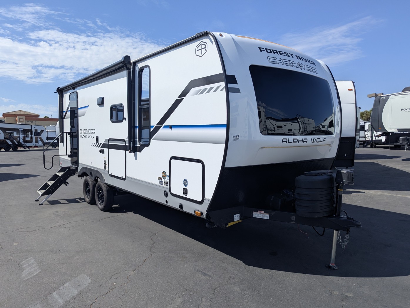 2025 Forest River Cherokee Alpha Wolf 22SW - Image 1