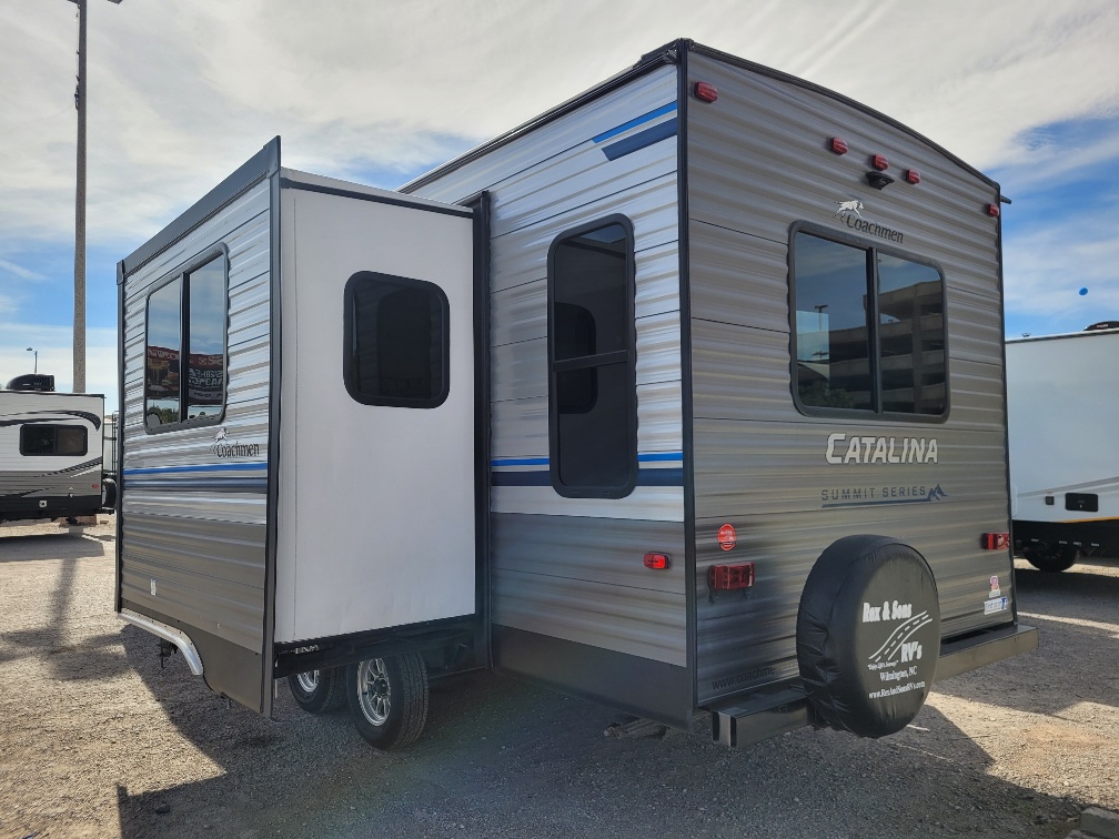 2020 Coachmen Catalina Summit 231MKS - Image 2