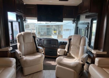 2020 TIFFIN ALLEGRO BUS 45 OPP - Image 6