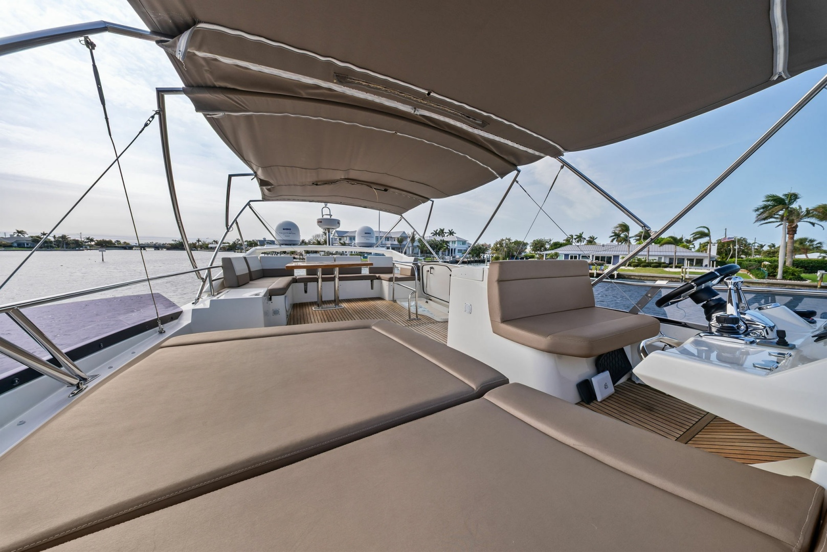 2015 Prestige 550 Base - Image 14