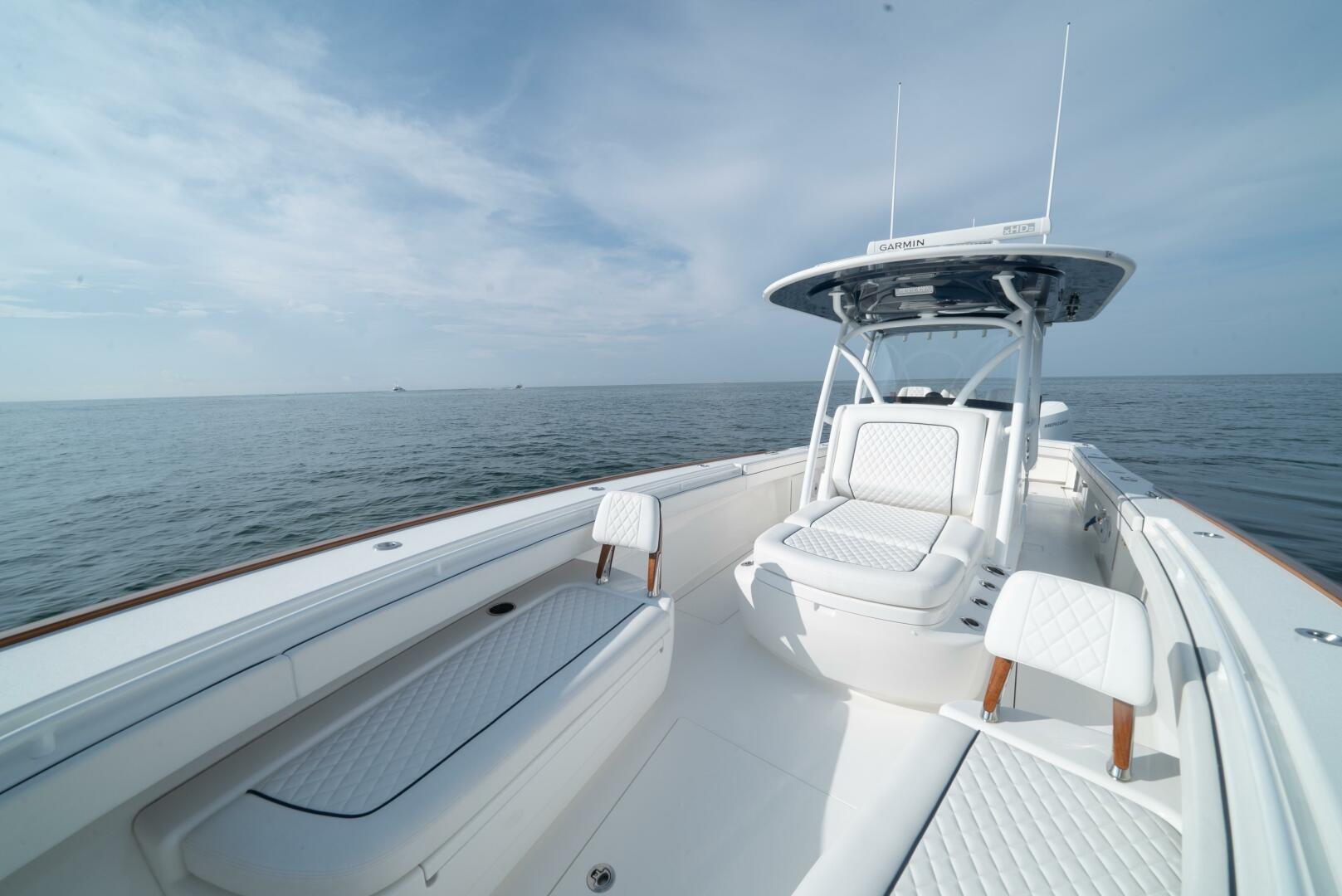2022 Valhalla Boatworks V-37 - Image 10