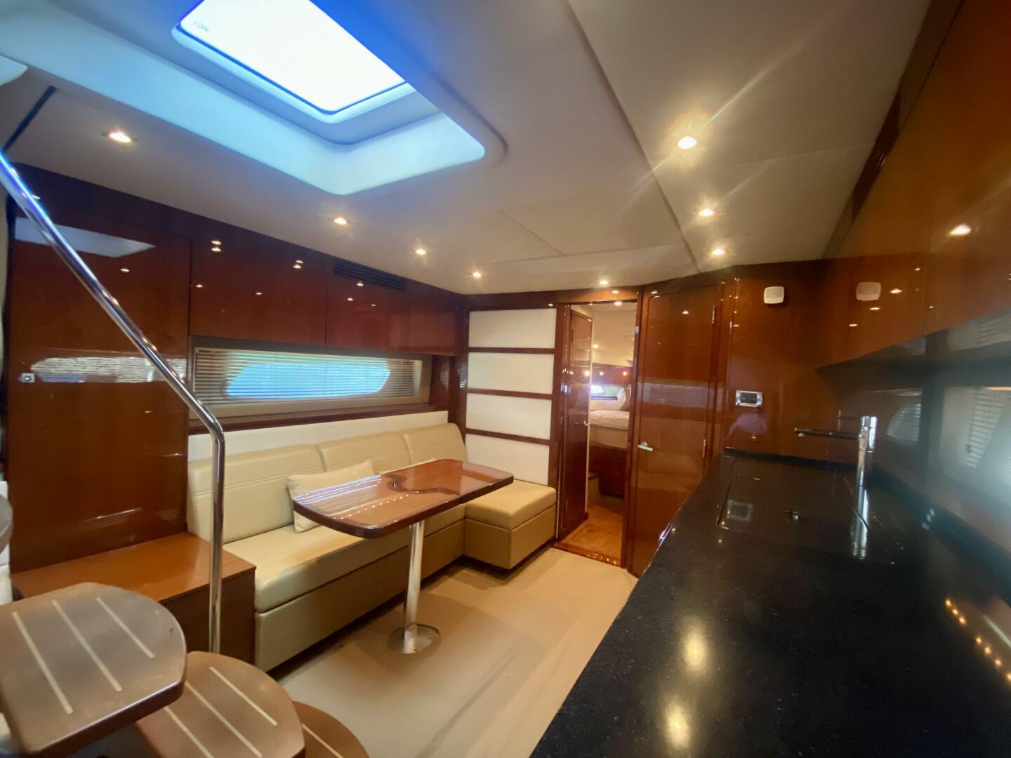 2010 Sea Ray 450 Sundancer - Image 50