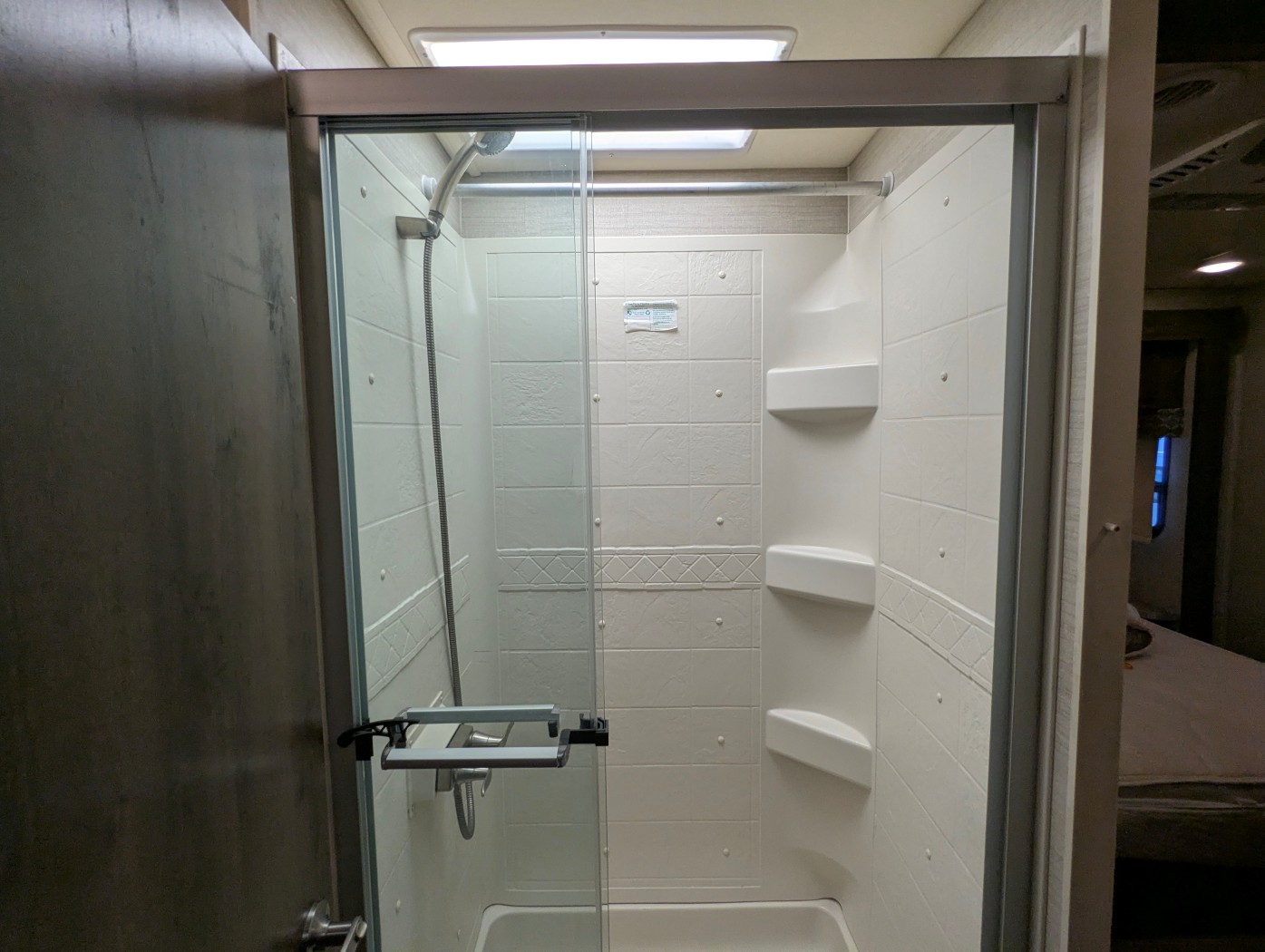2018 Jayco Greyhawk 29MV - Image 23