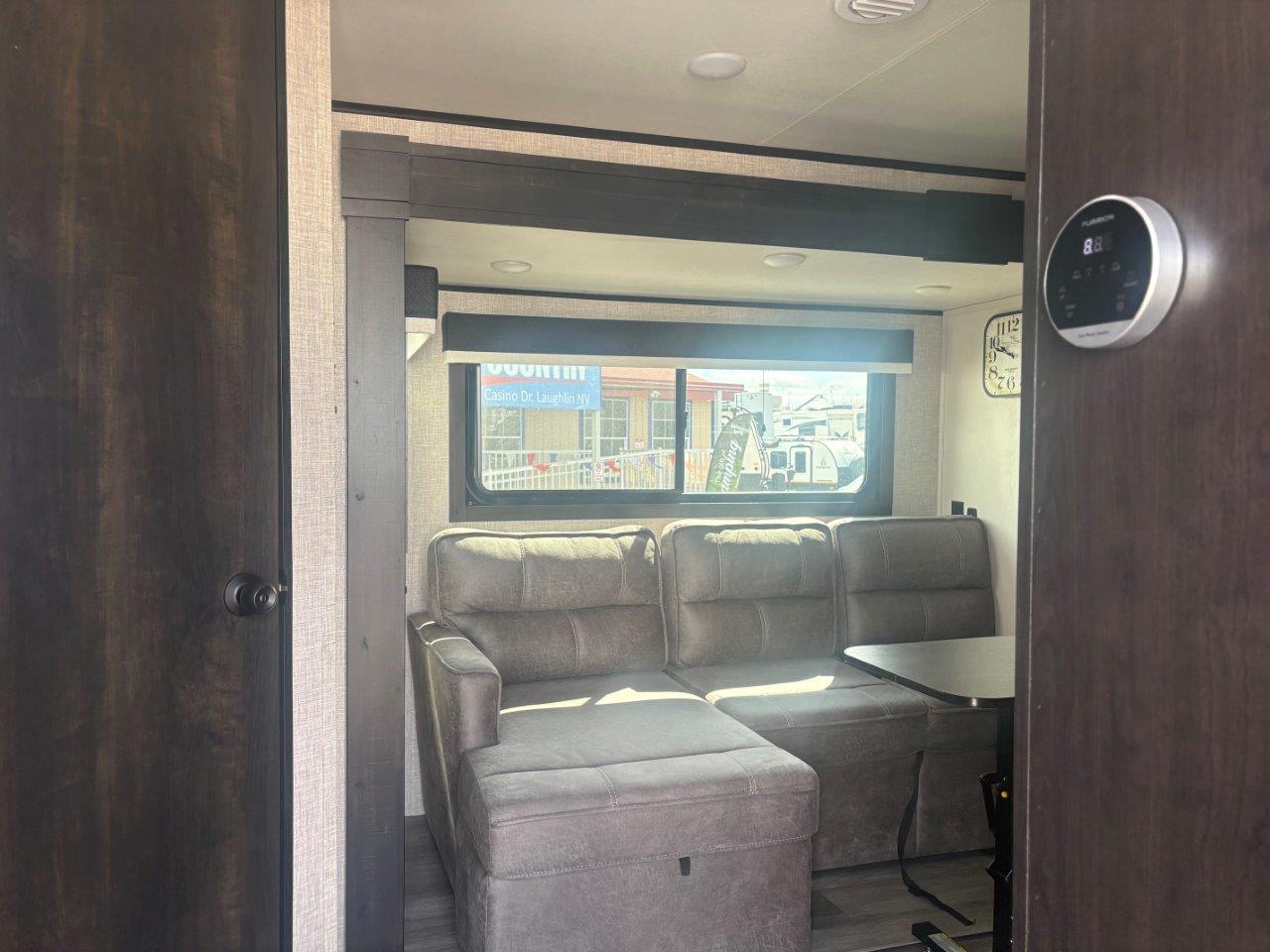 2023 Jayco Jay Feather 24BH - Image 7