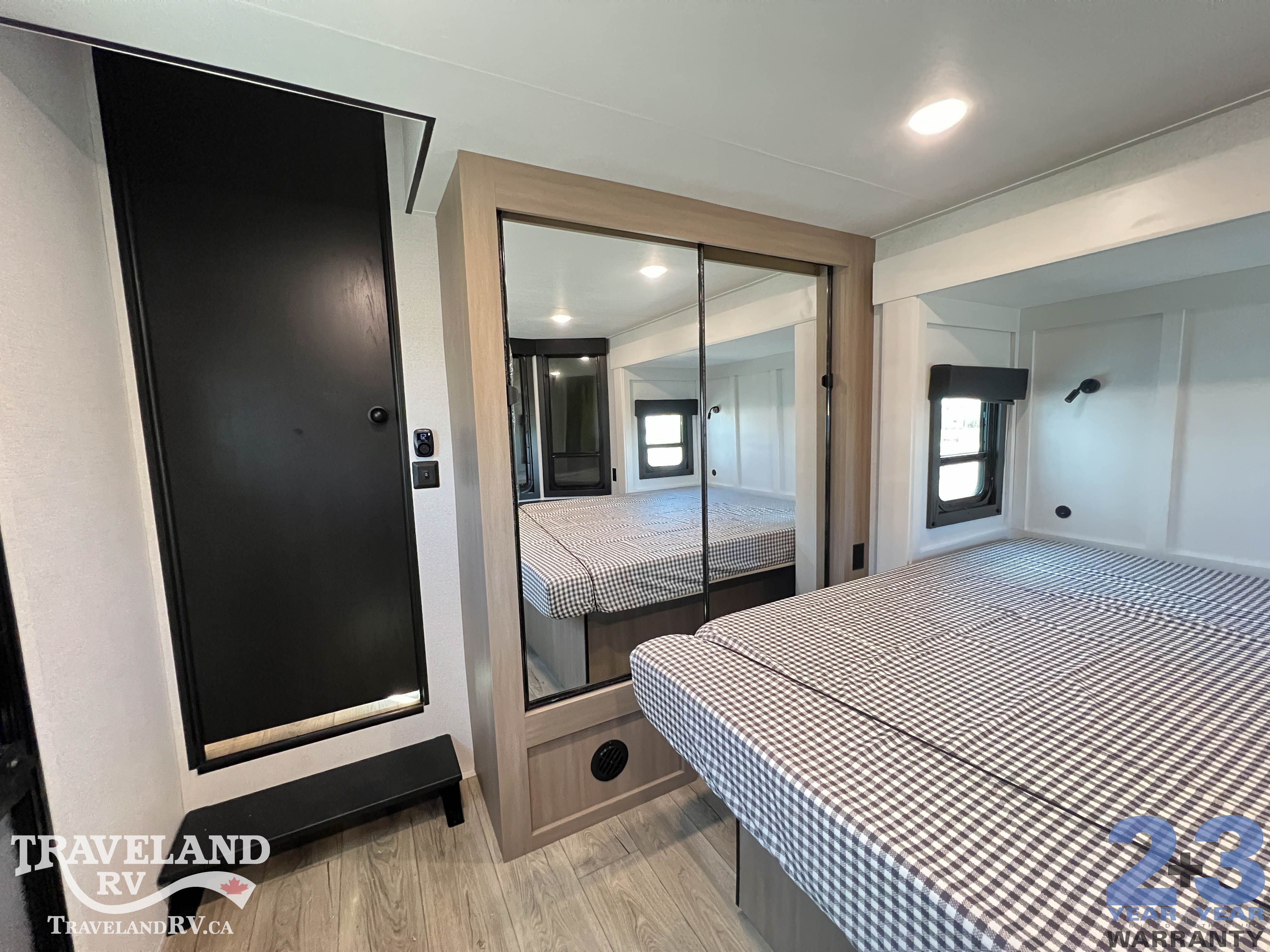 2026 Jayco Jay Flight Bungalow 40DLFT - Image 38
