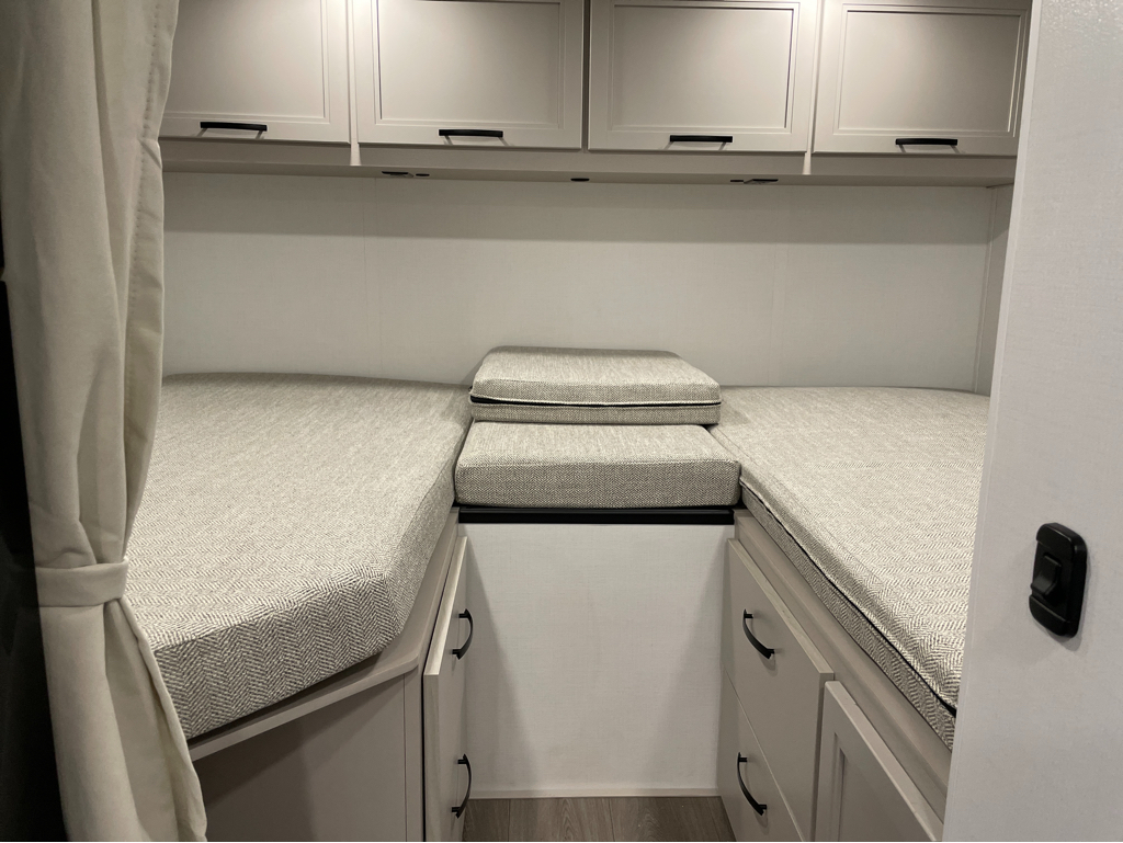2027 Jayco Redhawk SE 22TF - Image 9