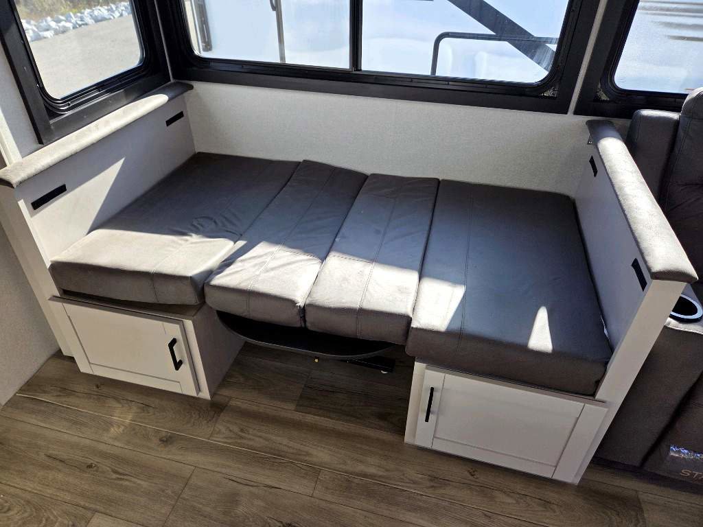 2026 JAYCO JAY FEATHER 29QBH - Image 29
