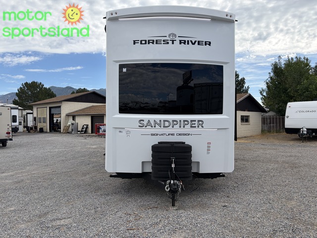 2027 Forest River Sandpiper Destination 411DBDL - Image 13