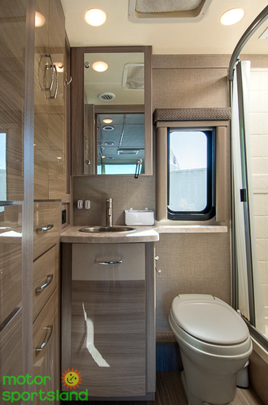 2021 Thor Motor Coach Delano - Image 35