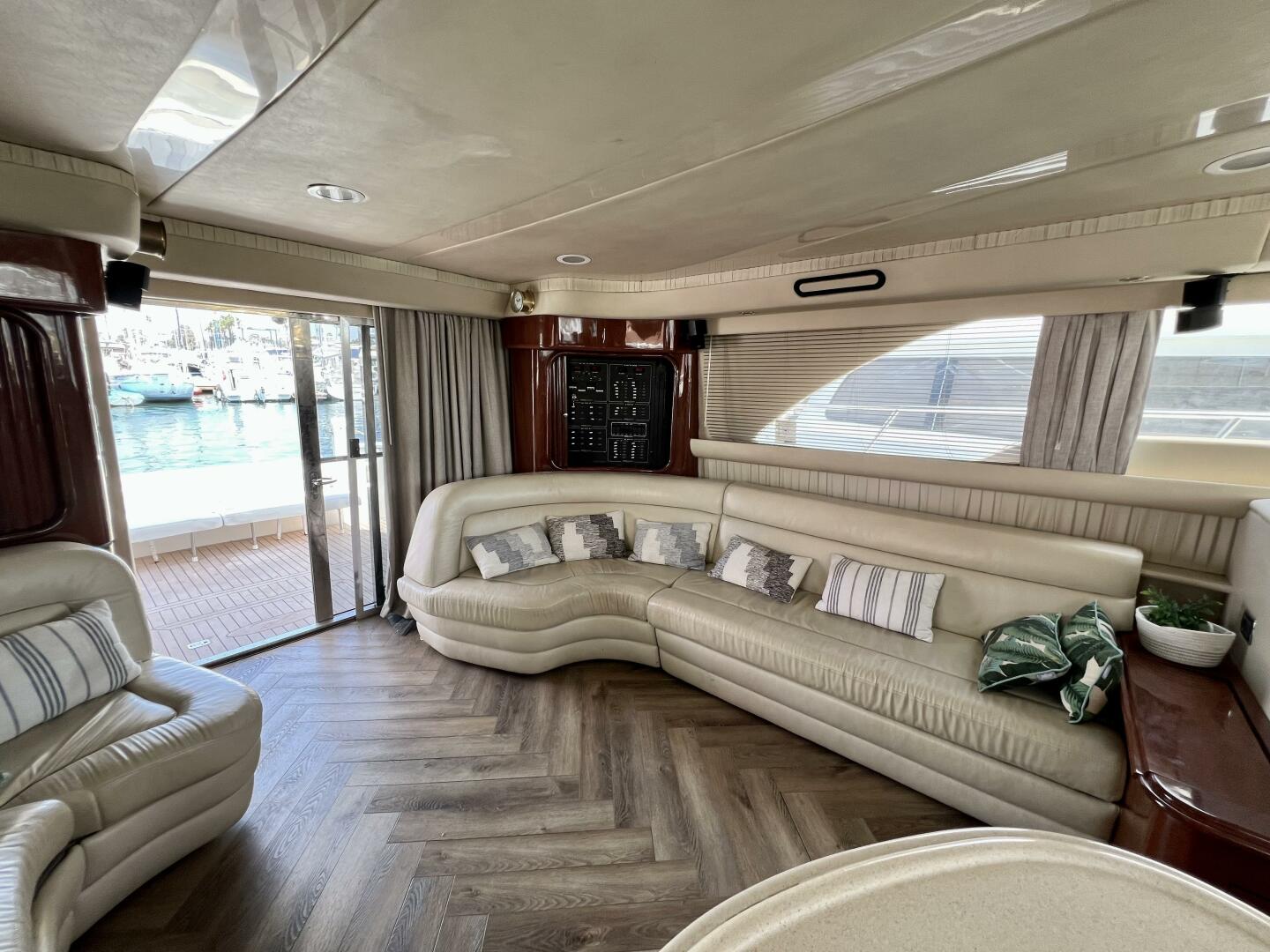 2002 Sea Ray 560 Sedan Cruiser - Image 26