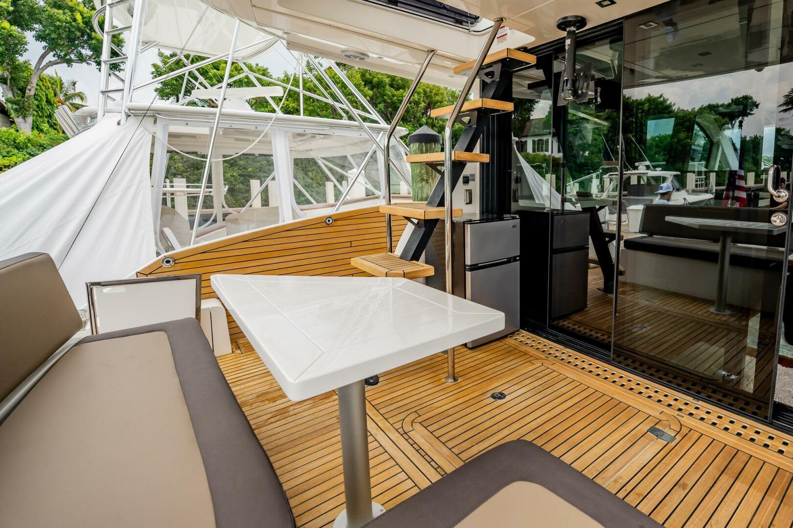 2017 Galeon 510 Skybridge - Image 68