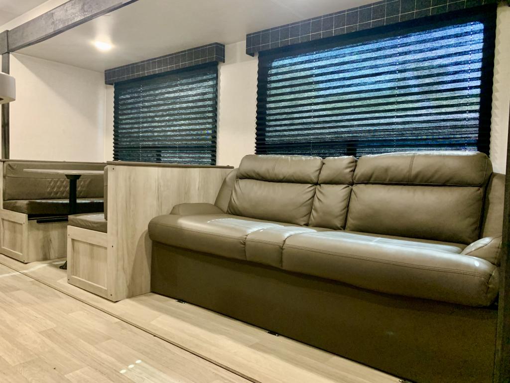 2024 KZ RV Sportsmen SE 261BHKSE - Image 24