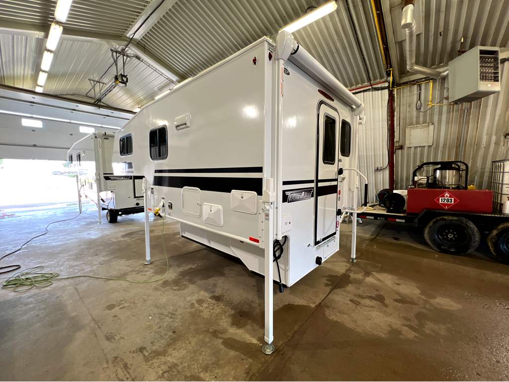 2027 Westland RV Travelaire 83SL - Image 18