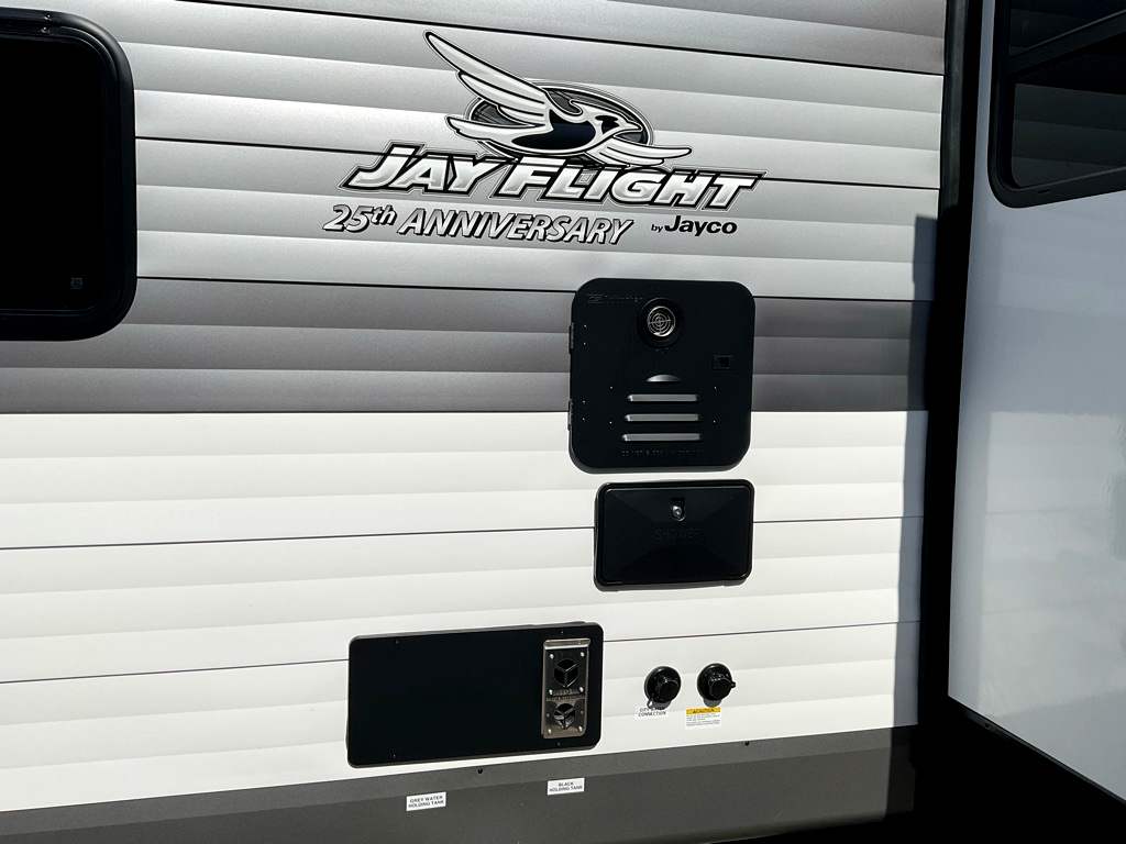 2027 JAYCO Jay Flight 262RLS - Image 32