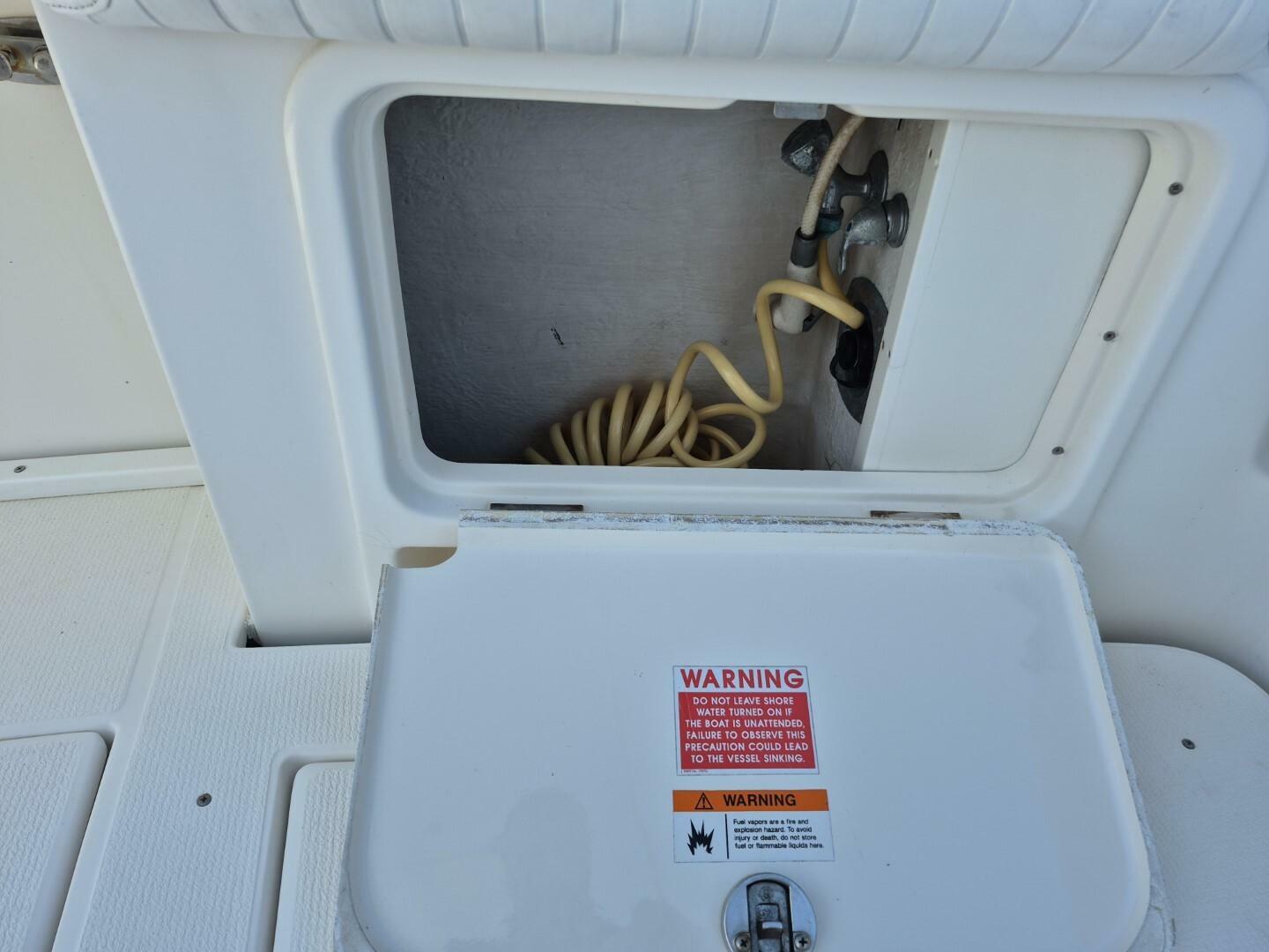 2004 Riviera 4000 Offshore - Image 11