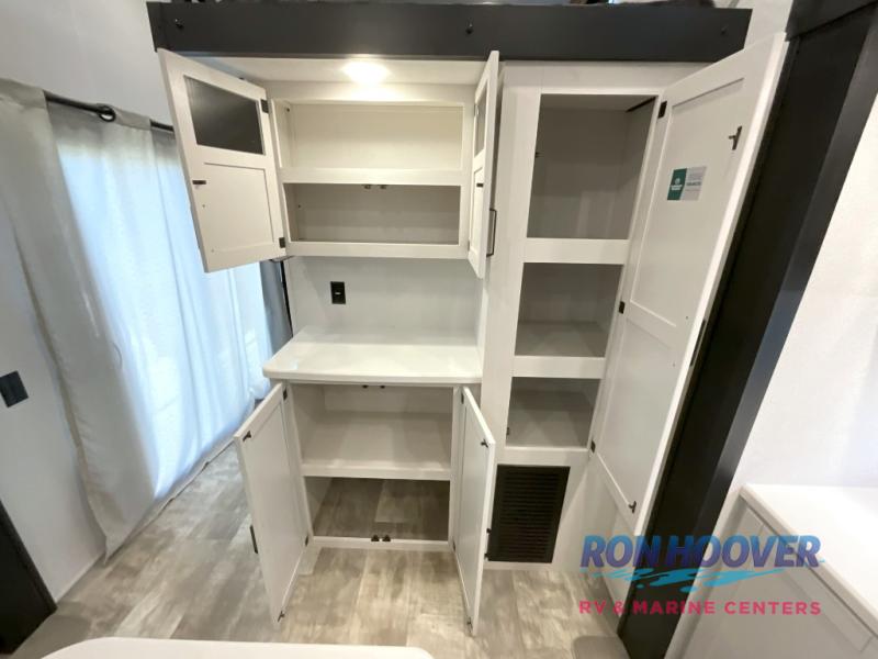 2026 PALOMINO 402LFT - Image 26