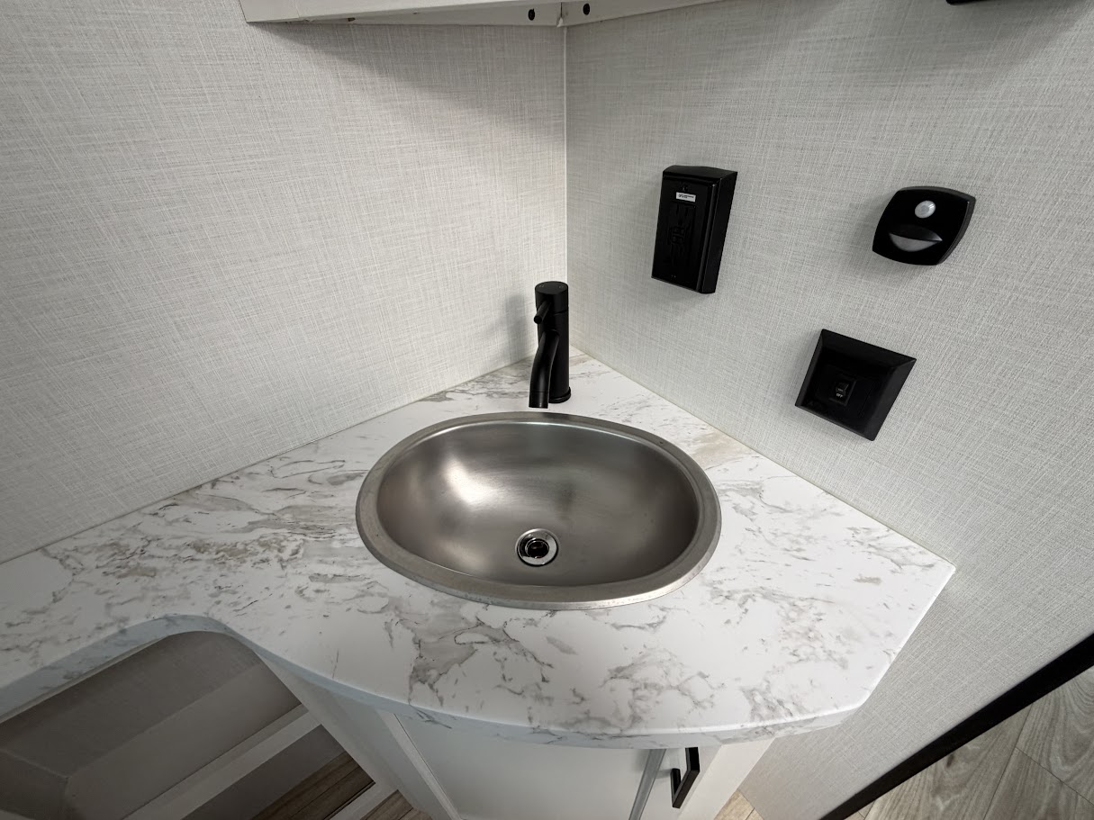 2027 VENTURE RV STRATUS 262VFK - Image 35