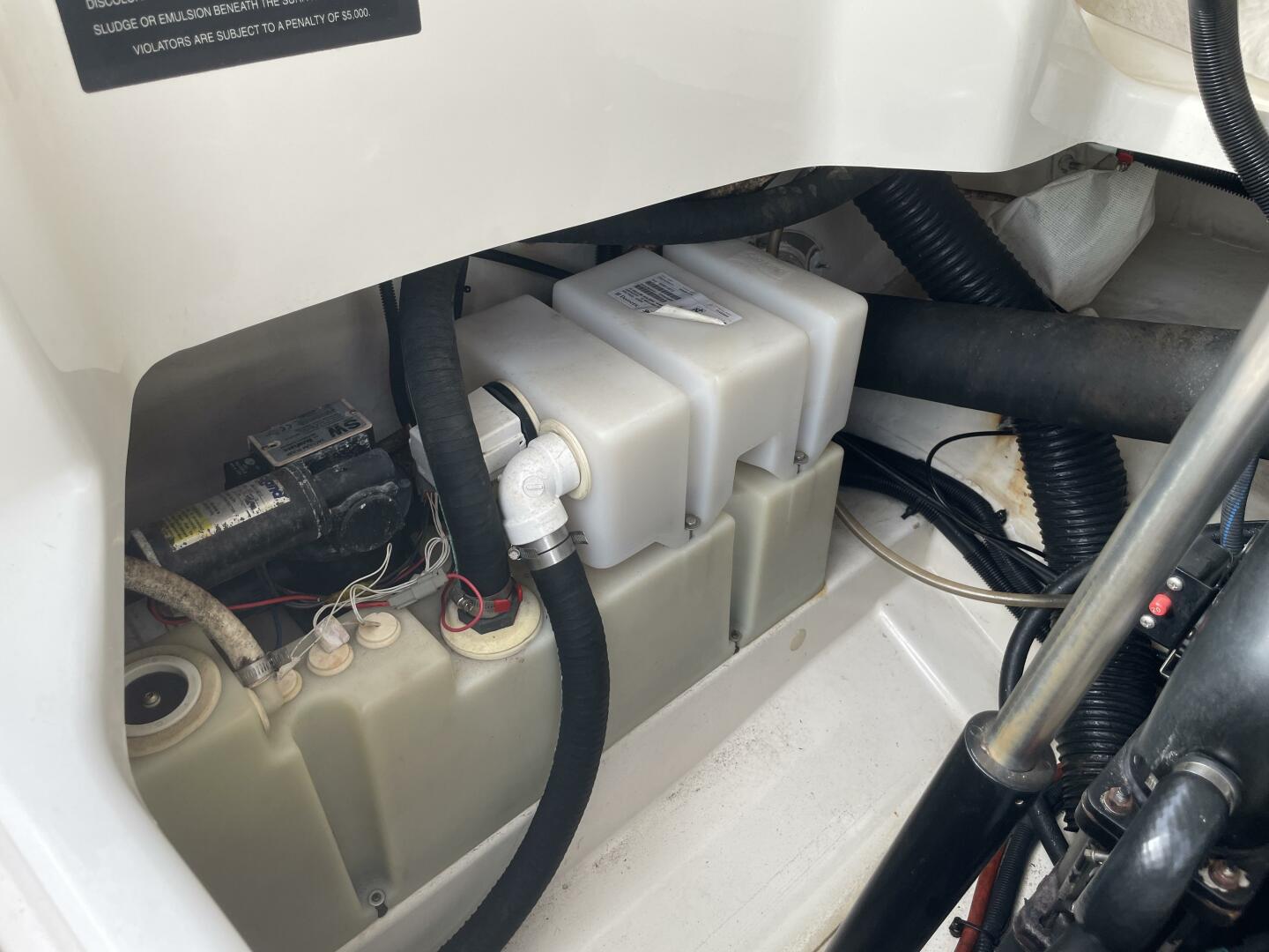 2008 Sea Ray 270 SLX - Image 28