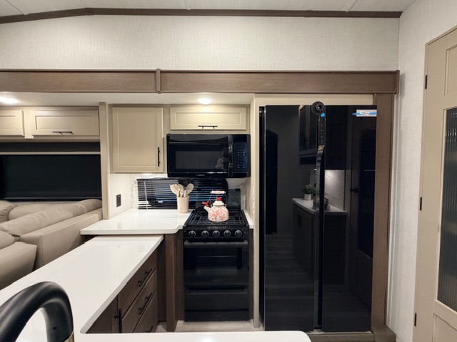 2026 Keystone Cougar 320RDS - Image 10