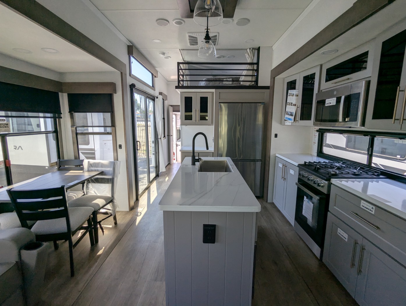 2026 Alliance RV Benchmark 42LFT - Image 20